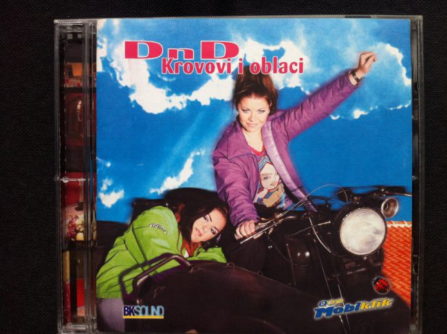 dnd-krovovi-i-oblaci_slika_o_49619049